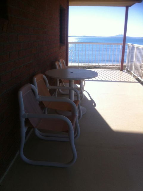 The Waterloo Hotel - E Caravan Parks 17