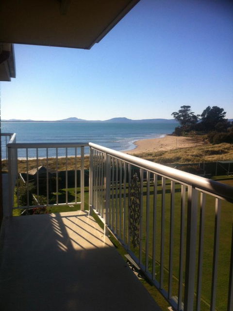 The Waterloo Hotel - E Caravan Parks 44