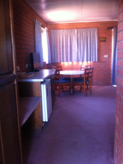 The Waterloo Hotel - E Caravan Parks 36