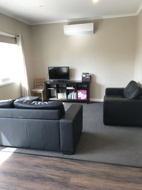 Taras Richmond Farmstay - E Caravan Parks 10