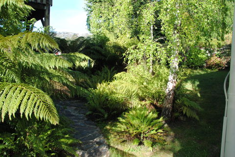 The Wombat Cottage - E Caravan Parks 4