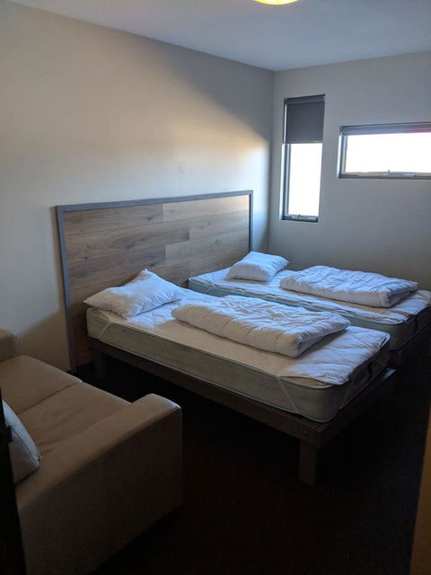 Swansea Backpacker Lodge - E Caravan Parks 4