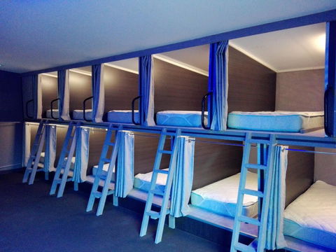 Swansea Backpacker Lodge - E Caravan Parks 7