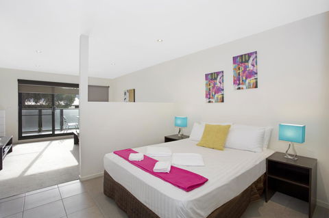 Astra Apartments Glen Waverley @Springvale RD - E Caravan Parks 7