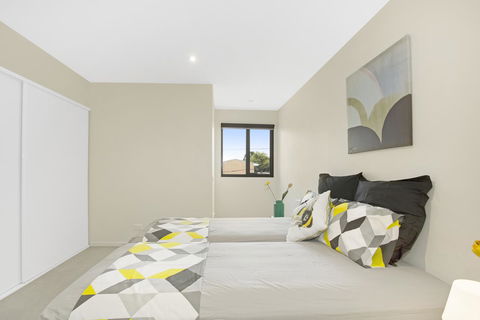 Astra Apartments Glen Waverley @Springvale RD - E Caravan Parks 19