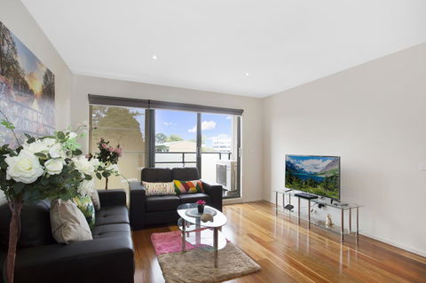 Astra Apartments Glen Waverley @Springvale RD - E Caravan Parks 2