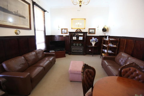 Point Lonsdale Guest House - E Caravan Parks 16