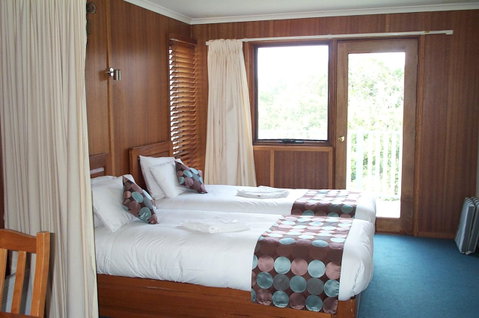 Point Lonsdale Guest House - E Caravan Parks 1