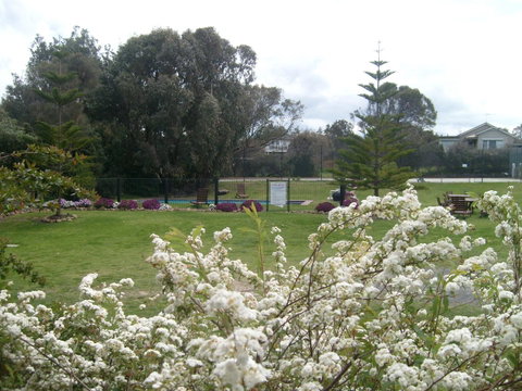 Point Lonsdale Guest House - E Caravan Parks 13