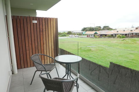 The Apollo - E Caravan Parks 19