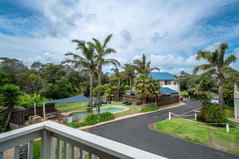 Boathouse Resort Studios And Suites - E Caravan Parks 1