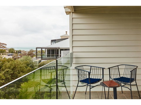Hotel Sorrento - E Caravan Parks 16