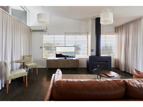 Hotel Sorrento - E Caravan Parks 6