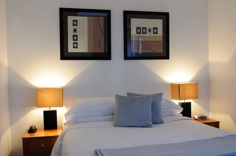 The Victoria Apartments - E Caravan Parks 9