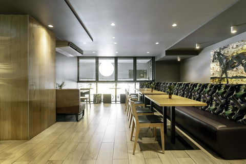 Brady Hotels Central Melbourne - E Caravan Parks 14