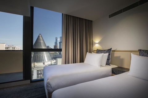 Brady Hotels Central Melbourne - E Caravan Parks 40