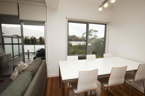 7 Falls Apartments - E Caravan Parks 10