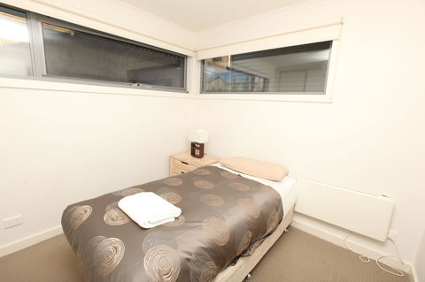 7 Falls Apartments - E Caravan Parks 30