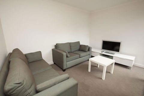 7 Falls Apartments - E Caravan Parks 21