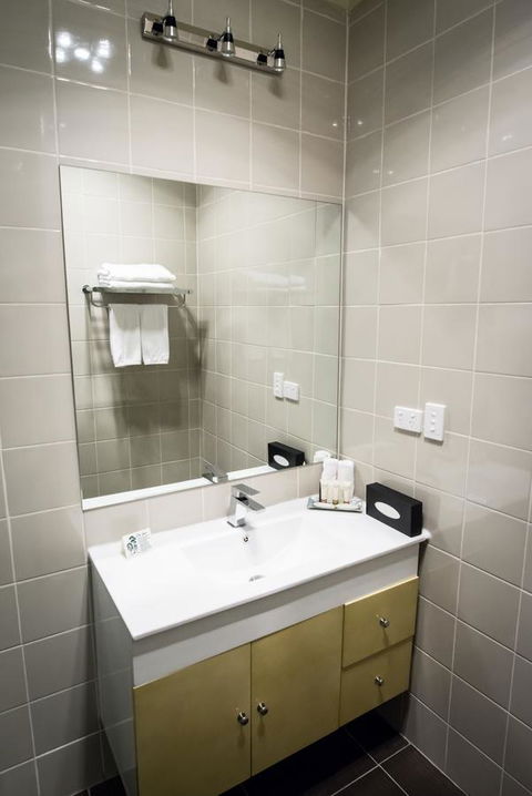 Best Western Melbourne Airport - E Caravan Parks 31