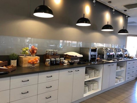 Best Western Melbourne Airport - E Caravan Parks 7