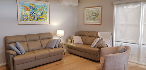 Oxford Rise Apartment - E Caravan Parks 0