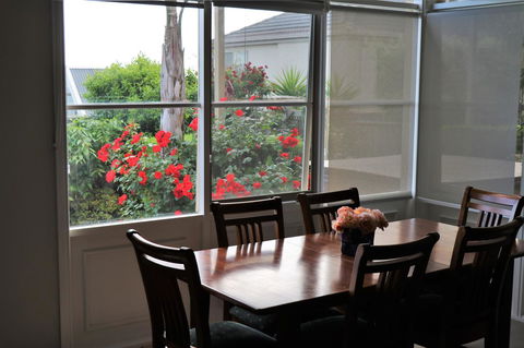 Oxford Rise Apartment - E Caravan Parks 2