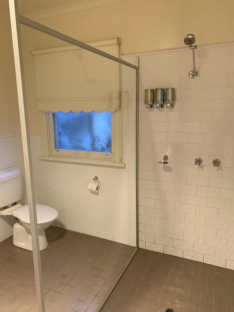 Dunkeld Studio Accommodation - E Caravan Parks 9