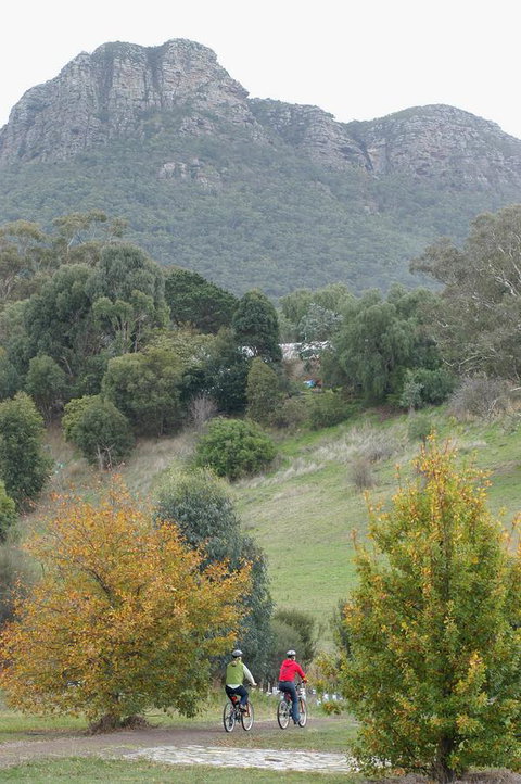 Dunkeld Studio Accommodation - E Caravan Parks 21