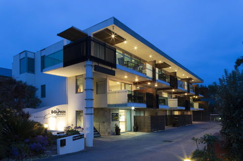 The Dolphin Apartments - E Caravan Parks 0