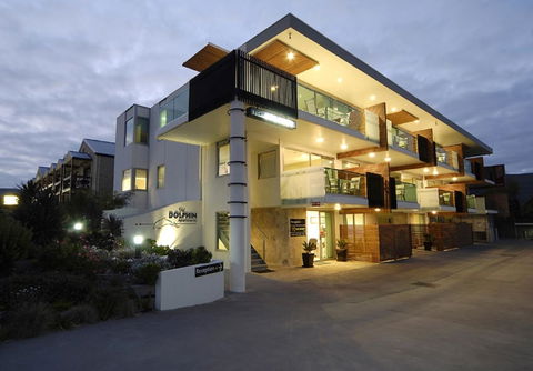 The Dolphin Apartments - E Caravan Parks 24