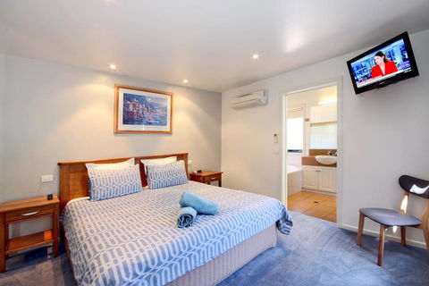 Anchorage Motel & Villas Lorne - E Caravan Parks 2