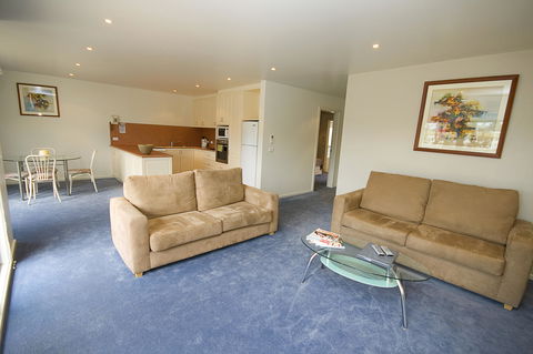 Anchorage Motel & Villas Lorne - E Caravan Parks 18