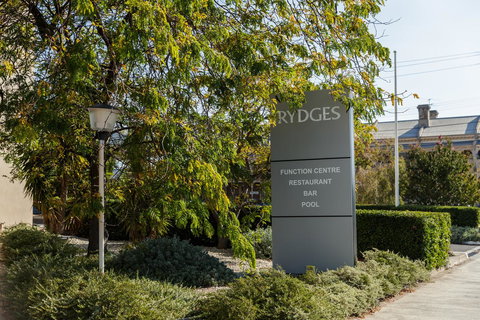 Rydges Geelong - E Caravan Parks 10