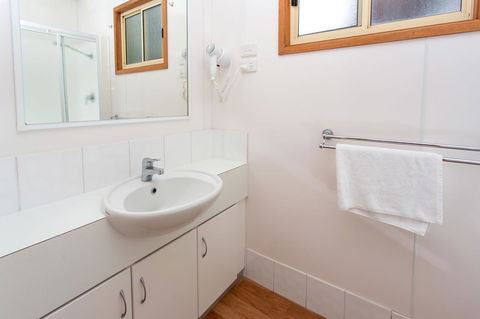 Ingenia Holidays Torquay Australia - E Caravan Parks 13