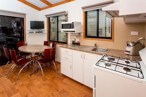 Ingenia Holidays Torquay Australia - E Caravan Parks 24