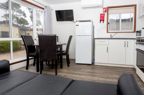 Ingenia Holidays Torquay Australia - E Caravan Parks 7