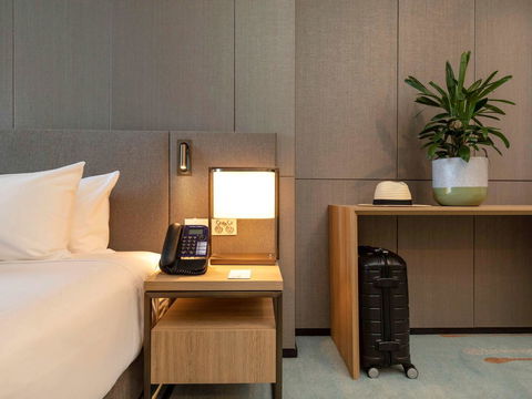 Novotel Melbourne Central - E Caravan Parks 10