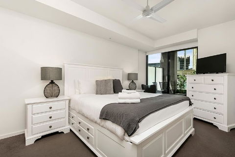 Melbourne Holiday Apartments Flinders Wharf - E Caravan Parks 38