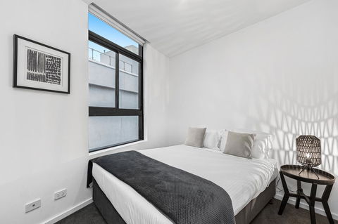 Melbourne Holiday Apartments Flinders Wharf - E Caravan Parks 20