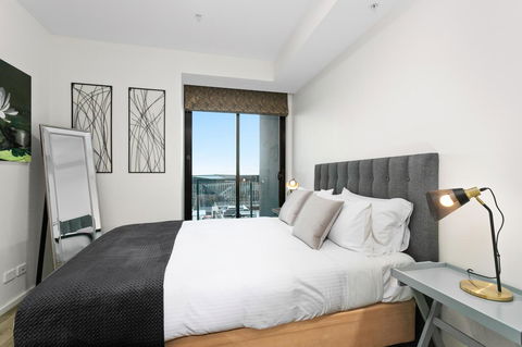 Waterfront Melbourne Apartments - E Caravan Parks 12
