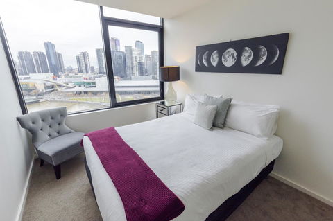 Waterfront Melbourne Apartments - E Caravan Parks 23