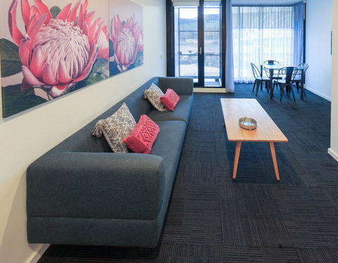 Waterfront Melbourne Apartments - E Caravan Parks 19