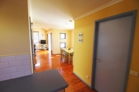 Rayville Boat Houses - E Caravan Parks 27