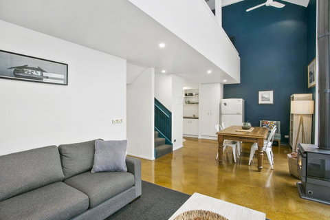 Terrace Lofts Apartments - E Caravan Parks 6