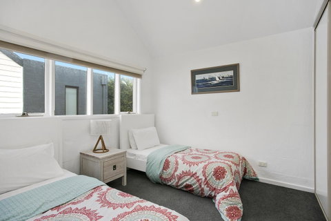 Terrace Lofts Apartments - E Caravan Parks 9