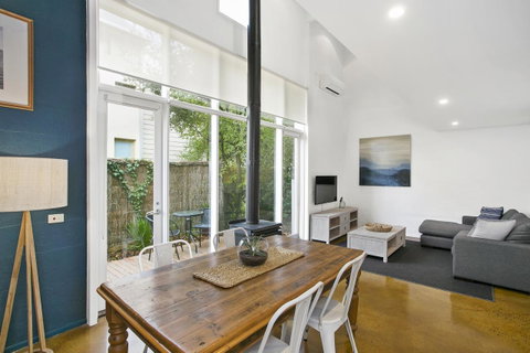Terrace Lofts Apartments - E Caravan Parks 7