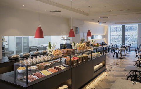 Novotel Melbourne On Collins - E Caravan Parks 13