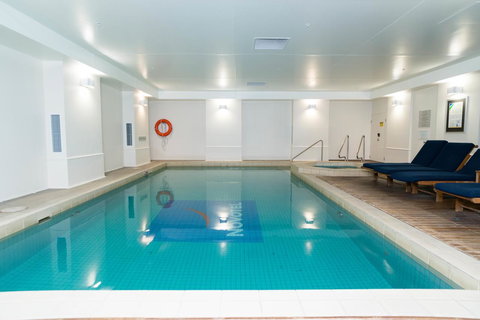 Novotel Melbourne On Collins - E Caravan Parks 6