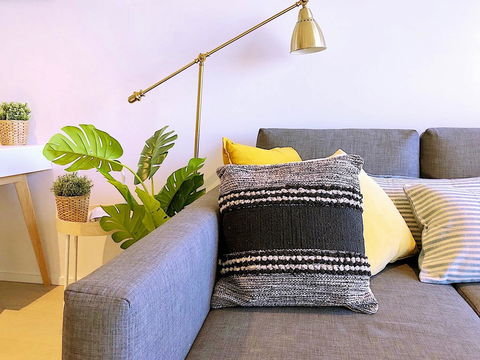 Pride Docklands Waterfront Apartment City View - E Caravan Parks 33